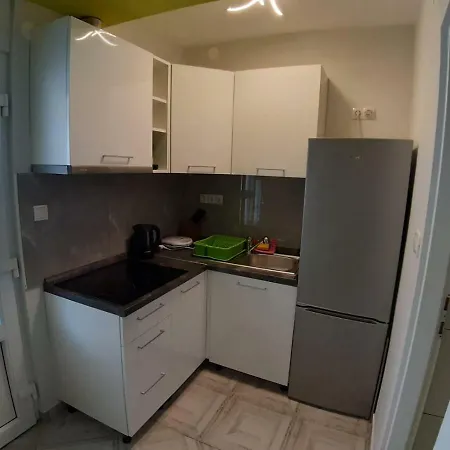 F&l Apartament Makarska