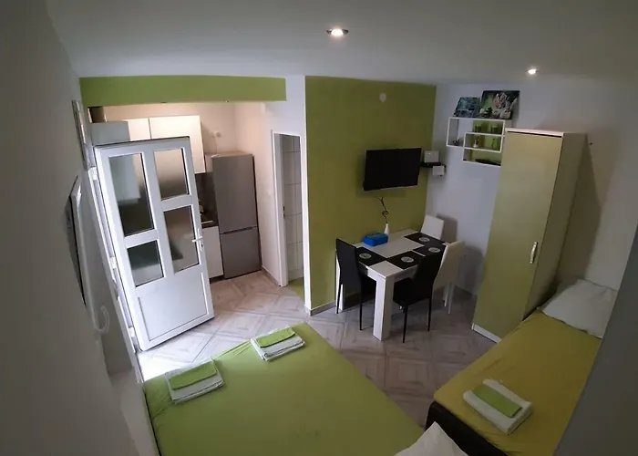 F&l Apartament Makarska